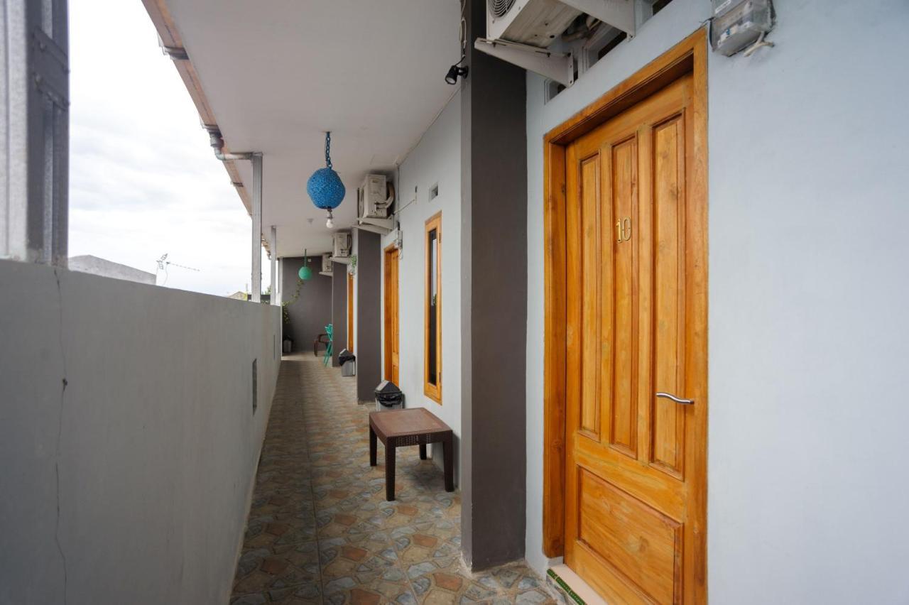 Reddoorz Syariah Near Rs Advent Bandar Lampung Hotel Exterior photo